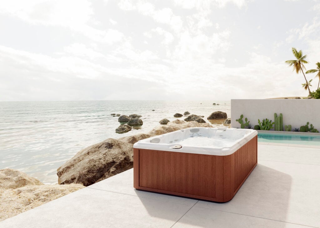 Shop Hot Tubs Bullfrog®, Jacuzzi®, Sundance® & Nordic™
